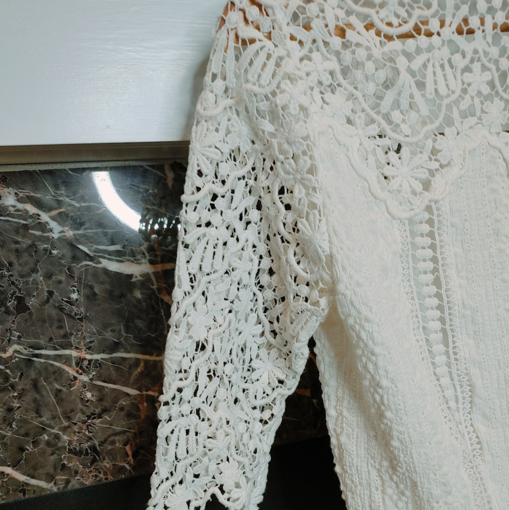 SAYLOR GRACE LACE ROMPER, CREAM S - Picture 9 of 13